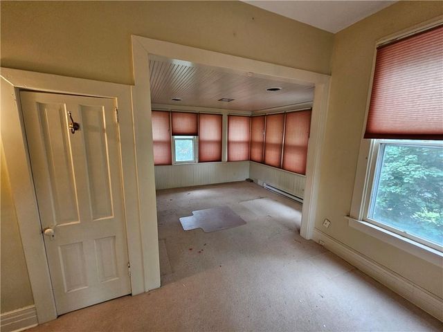 409 N Esplanade Street, Leavenworth, KS 66048