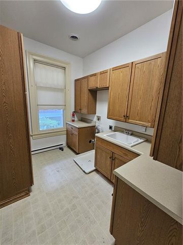 409 N Esplanade Street, Leavenworth, KS 66048