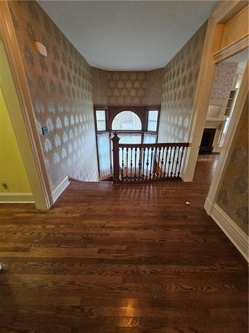 409 N Esplanade Street, Leavenworth, KS 66048