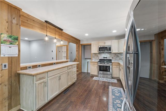 104 W Oak Street, Archie, MO 64725