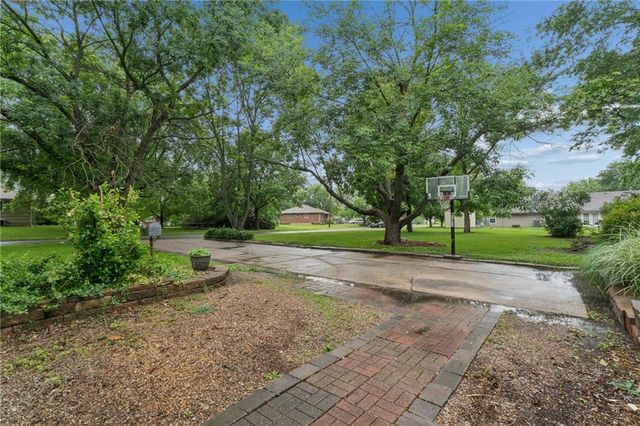 104 W Oak Street, Archie, MO 64725