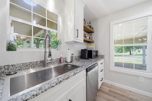 10395 S 193rd West Avenue, Kellyville, OK 74039