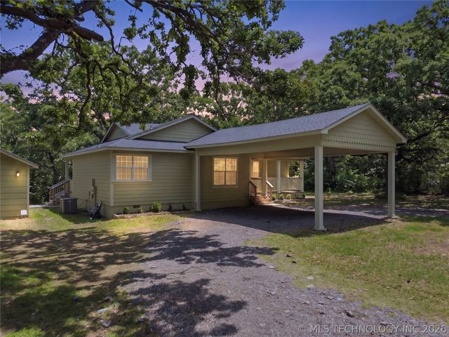 10395 S 193rd West Avenue, Kellyville, OK 74039