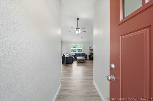 10395 S 193rd West Avenue, Kellyville, OK 74039