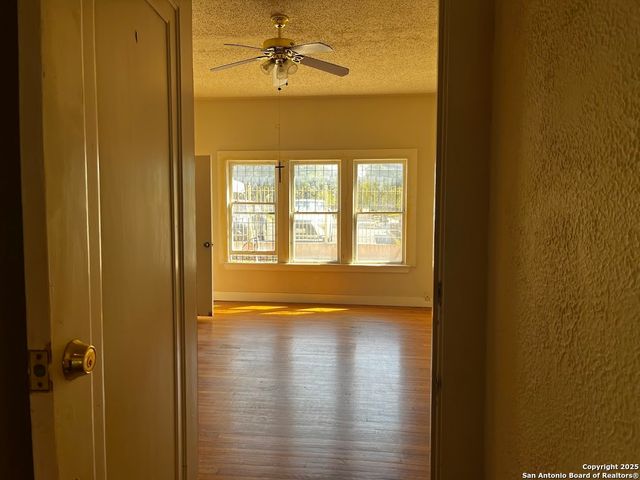 411 W Gramercy, San Antonio, TX 78212