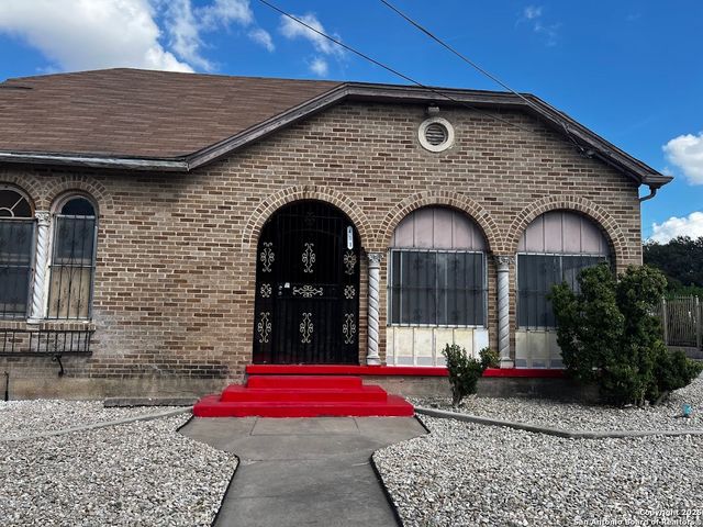 411 W Gramercy, San Antonio, TX 78212