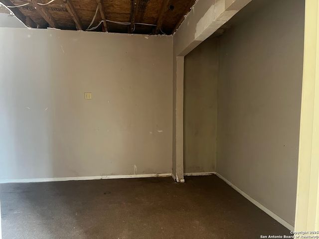 411 W Gramercy, San Antonio, TX 78212