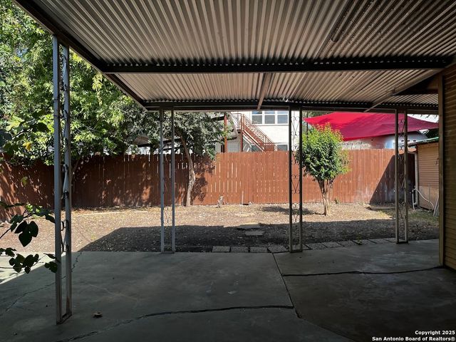 411 W Gramercy, San Antonio, TX 78212