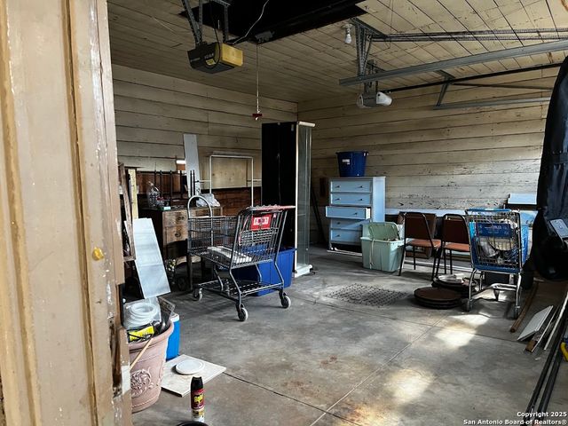 411 W Gramercy, San Antonio, TX 78212