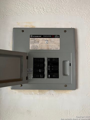 411 W Gramercy, San Antonio, TX 78212