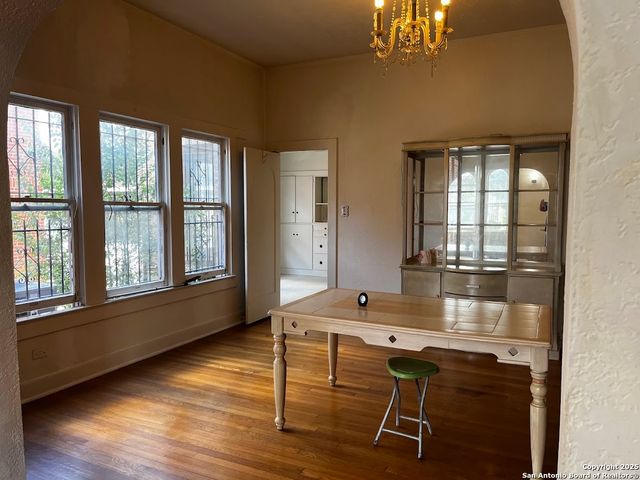 411 W Gramercy, San Antonio, TX 78212