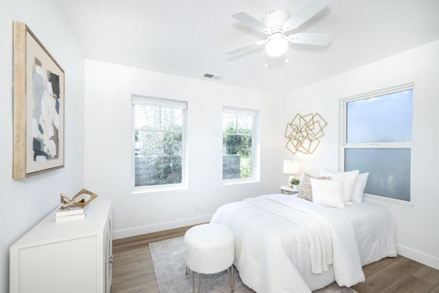 1111 Alma Street, Palo Alto, CA 94301