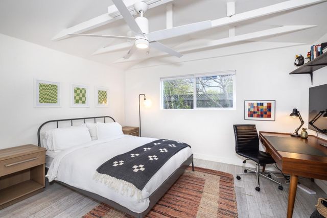 1111 Alma Street, Palo Alto, CA 94301