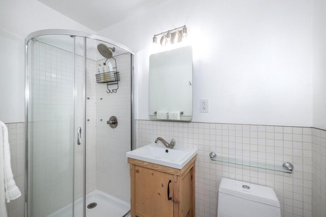 1111 Alma Street, Palo Alto, CA 94301