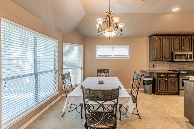 7732 Summerbrook Circle, Fort Worth, TX 76137