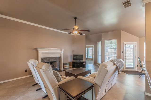 7732 Summerbrook Circle, Fort Worth, TX 76137