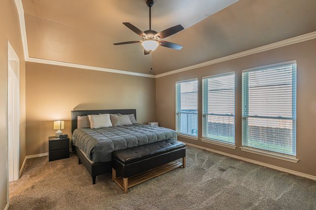 7732 Summerbrook Circle, Fort Worth, TX 76137