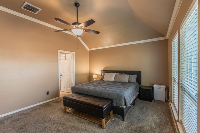 7732 Summerbrook Circle, Fort Worth, TX 76137