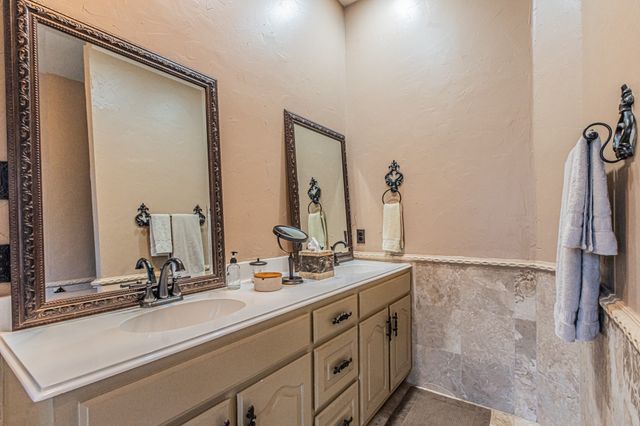 7732 Summerbrook Circle, Fort Worth, TX 76137