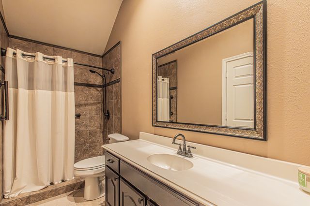 7732 Summerbrook Circle, Fort Worth, TX 76137