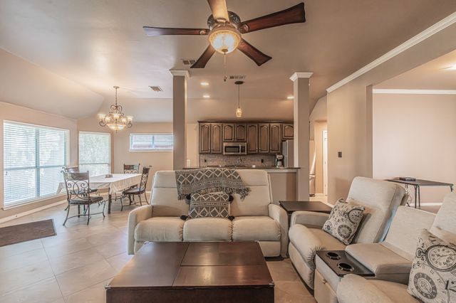 7732 Summerbrook Circle, Fort Worth, TX 76137