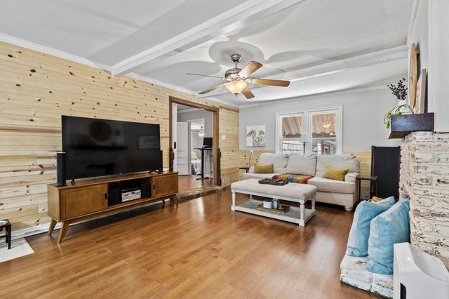 110 S Binkley Street, Sherman, TX 75092