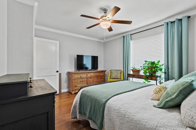110 S Binkley Street, Sherman, TX 75092