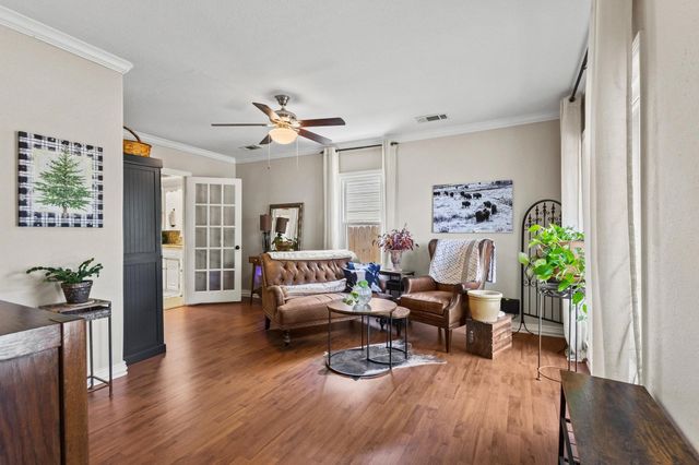 110 S Binkley Street, Sherman, TX 75092
