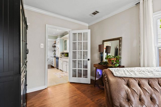 110 S Binkley Street, Sherman, TX 75092