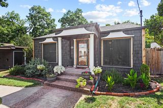 110 S Binkley Street, Sherman, TX 75092