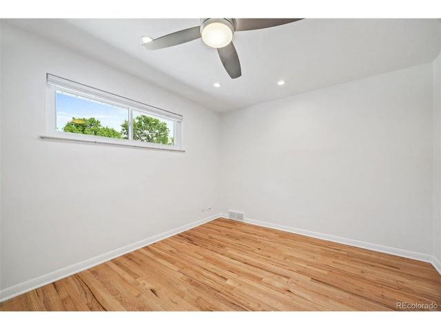 214 Hudson St, Denver, CO 80220