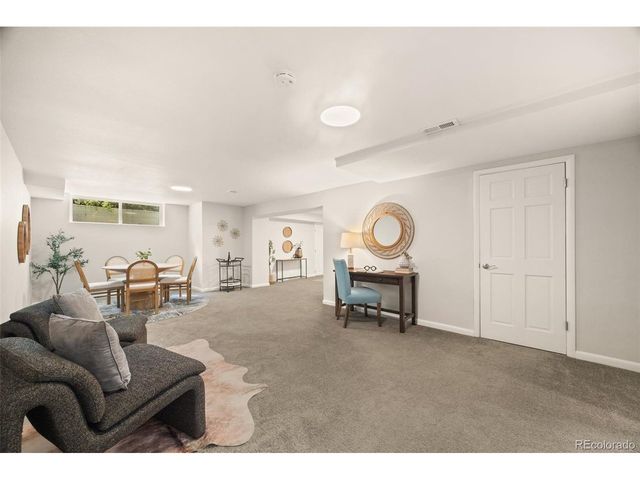 214 Hudson St, Denver, CO 80220