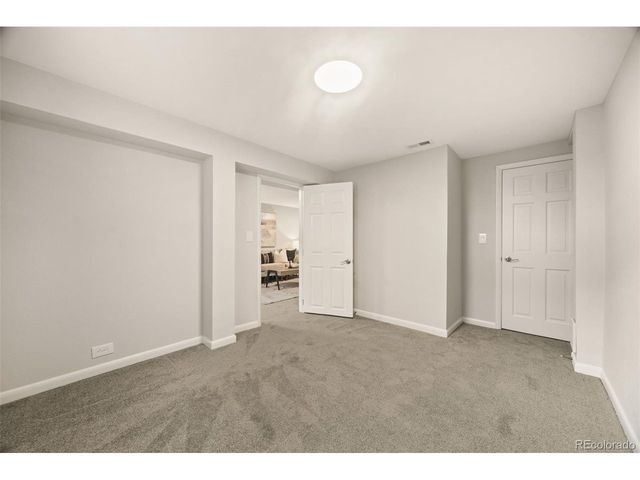 214 Hudson St, Denver, CO 80220