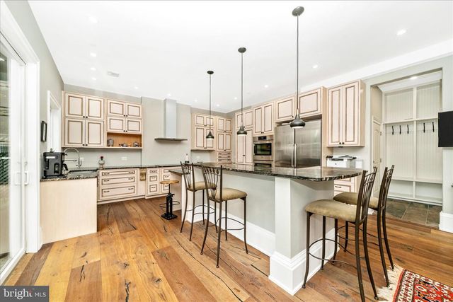 10221 TYBURN TER, Bethesda, MD 20814