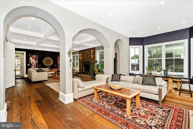 10221 TYBURN TER, Bethesda, MD 20814