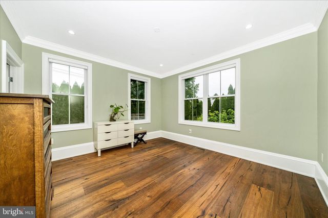 10221 TYBURN TER, Bethesda, MD 20814
