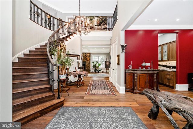 10221 TYBURN TER, Bethesda, MD 20814