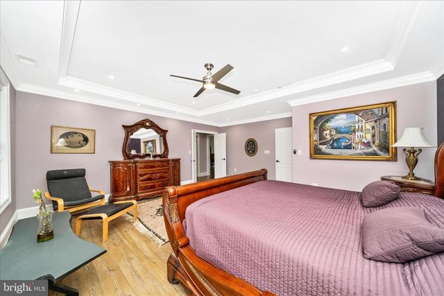 10221 TYBURN TER, Bethesda, MD 20814