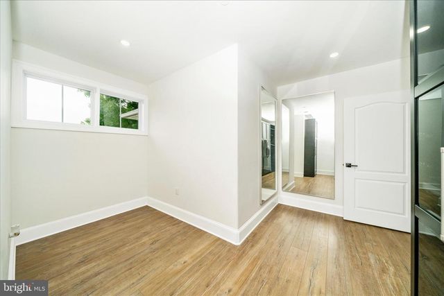 10221 TYBURN TER, Bethesda, MD 20814