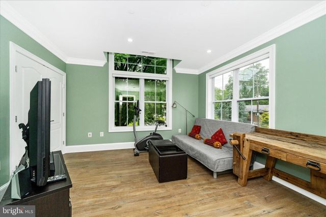 10221 TYBURN TER, Bethesda, MD 20814