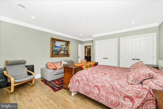 10221 TYBURN TER, Bethesda, MD 20814