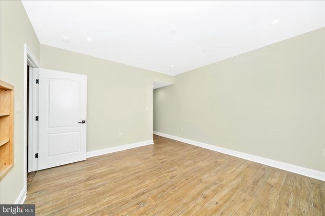 10221 TYBURN TER, Bethesda, MD 20814
