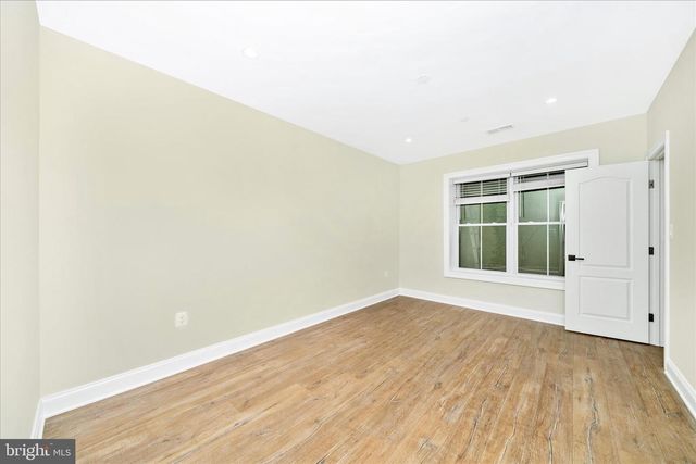 10221 TYBURN TER, Bethesda, MD 20814