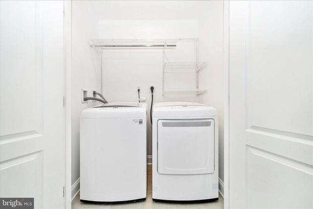 10221 TYBURN TER, Bethesda, MD 20814