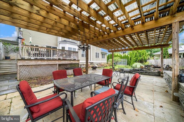 10221 TYBURN TER, Bethesda, MD 20814