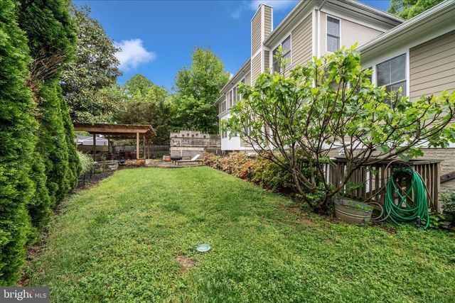 10221 TYBURN TER, Bethesda, MD 20814