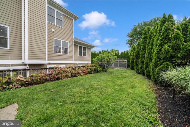 10221 TYBURN TER, Bethesda, MD 20814