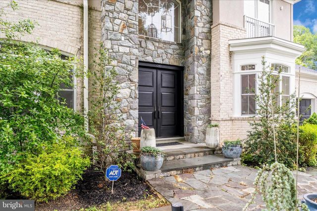 10221 TYBURN TER, Bethesda, MD 20814