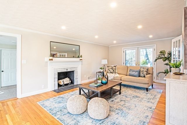 25 Snake Brook Road ., Wayland, MA 01778