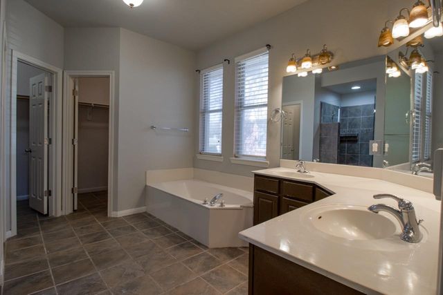 504 Oakwood BLVD, Round Rock, TX 78681